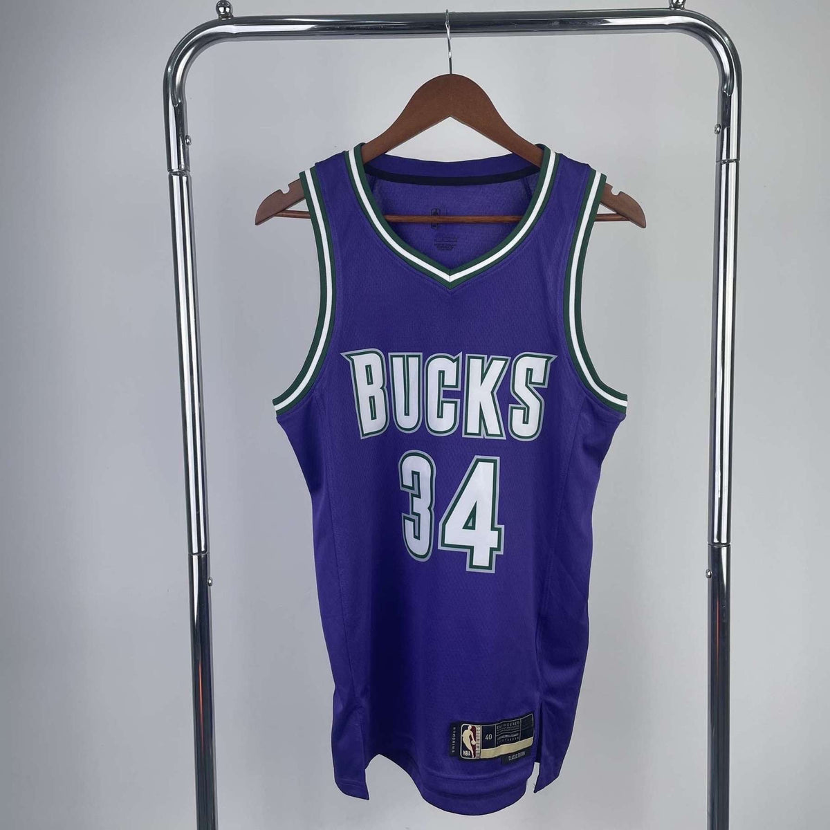 Milwaukee Bucks Classic (22/23)- #34