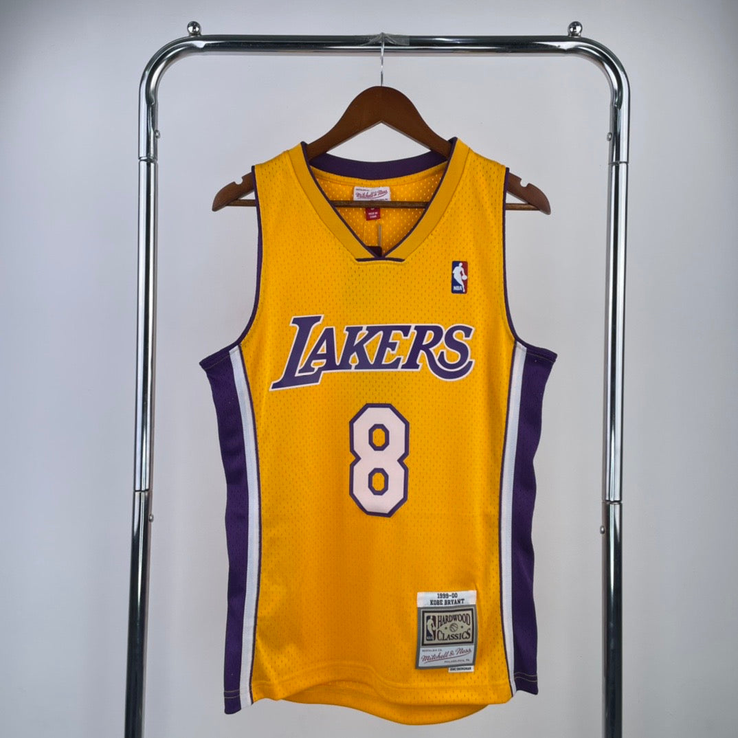 Los Angeles Lakers Retro (1999)- #8