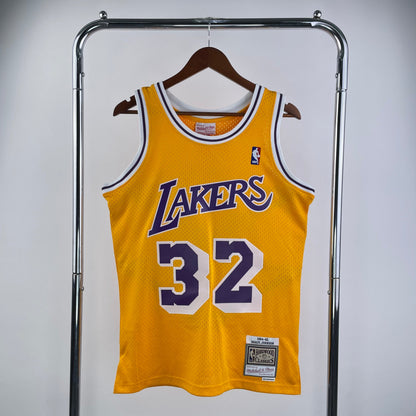 Los Angeles Lakers Retro (1984) - Magic Johnson #32