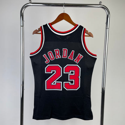Chicago Bulls Retro (1997) - Michael Jordan #23