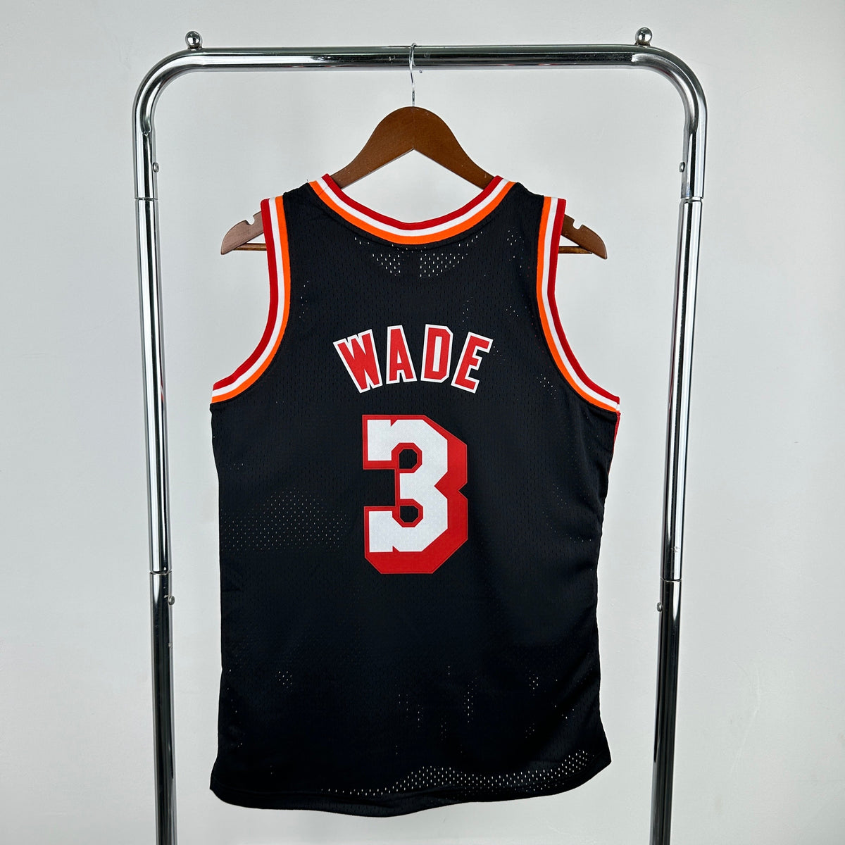 Miami Heat Retro (2013) - Dwyane Wade #3