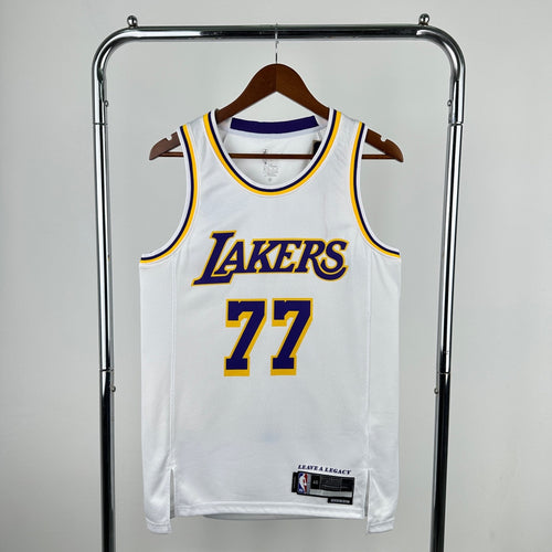 Los Angeles Lakers Association (Current)- #77